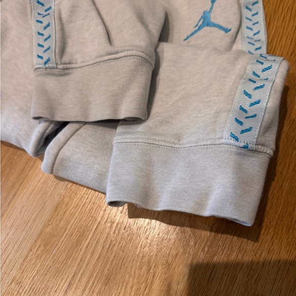 Jordan Gray and Blue‎ Sweatpants for Everyday Comfort - Picture 10 of 14